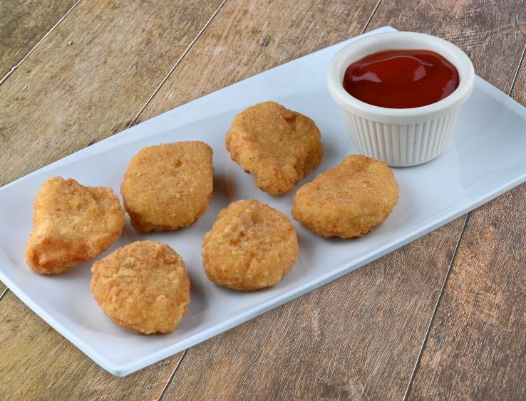 Chicken Nuggets 5pc (with Fries)